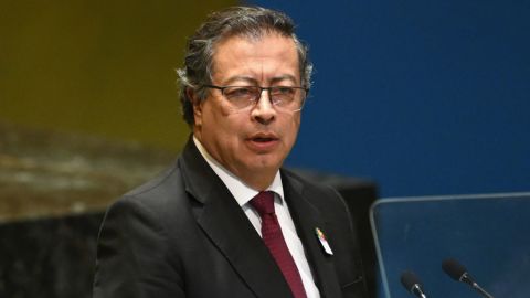 El presidente de Colombia, Gustavo Petro, se dirige a la 79.ª sesión de la Asamblea General de las Naciones Unidas en la sede de las Naciones Unidas en la ciudad de Nueva York el 24 de septiembre de 2024. (Foto de ANGELA WEISS / AFP) (Foto de ANGELA WEISS/AFP vía Getty Images)