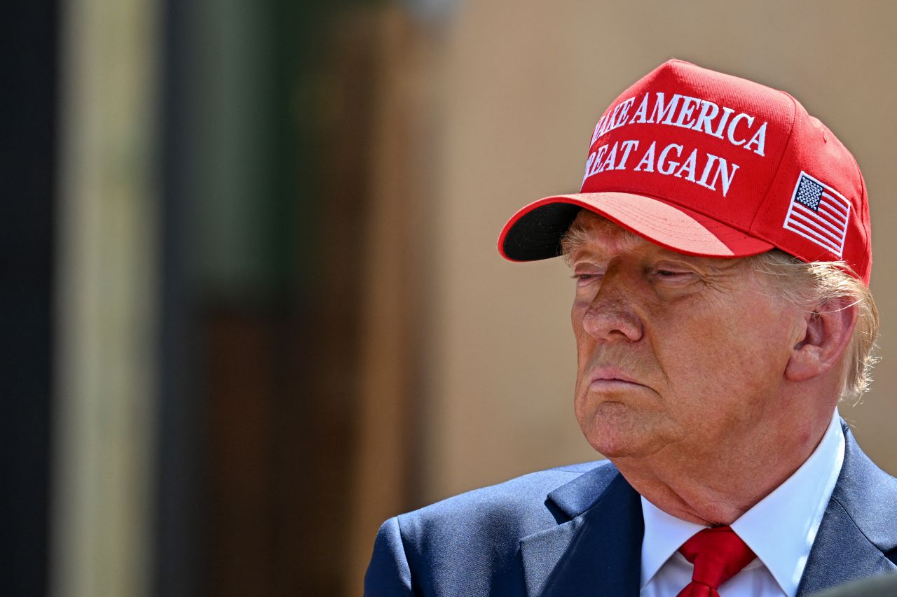 Donald Trump delivers remarks to the press in Valdosta, Georgia, on September 30.