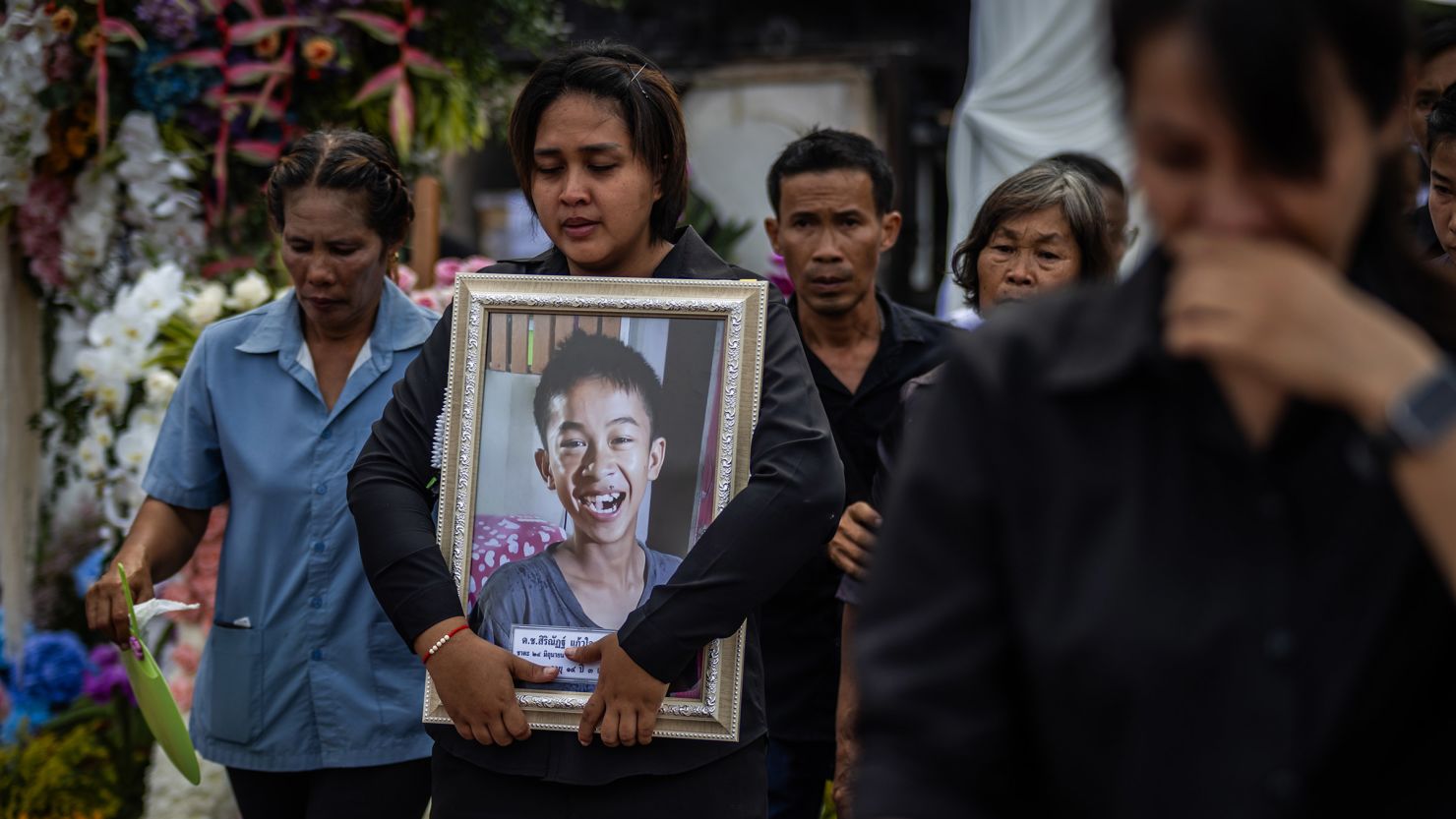 Small town in Thailand hold mass cremation for 23 who died in a school trip bus fire | CNN