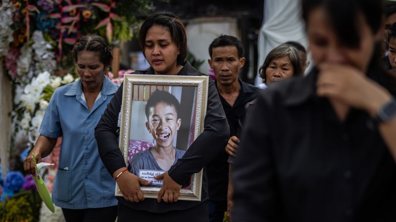 featured image thumbnail for post Small town in Thailand holds mass cremation for 23 who died in a school trip bus fire