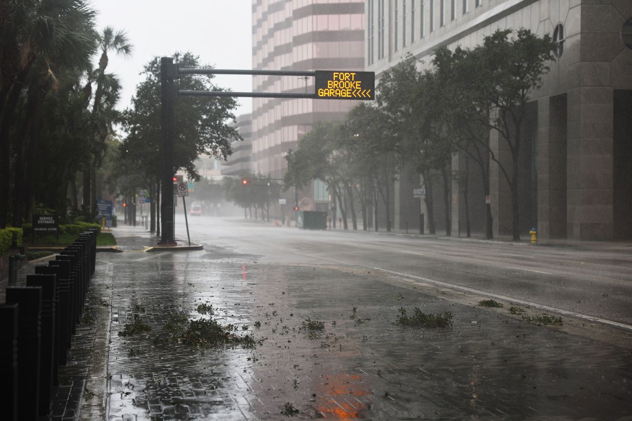 TAMPA, FLORIDA - OCTOBER 09: Tampa prepares for the arrival of Hurricane Milton on October 09, 2024 in Tampa, Florida. Milton, which comes just after the recent catastrophic Hurricane Helene, has strengthened to a Category 4 storm as it approaches Florida’s Gulf Coast and is expected to make landfall late Wednesday. (Photo by Spencer Platt/Getty Images)