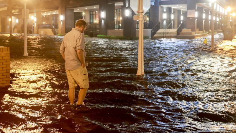 AGGIORNAMENTI IN TEMPO REALE: L’uragano Milton si abbatte sulla Florida