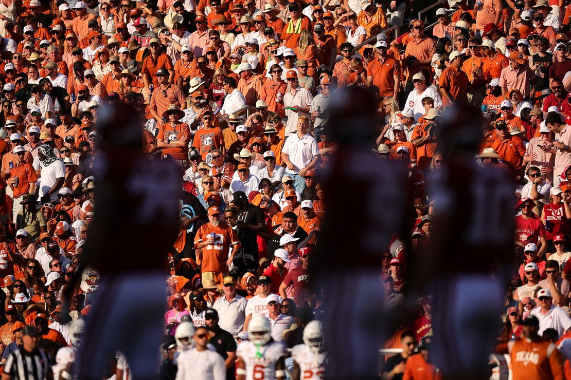 The Texas Longhorns took back the Golden Hat.