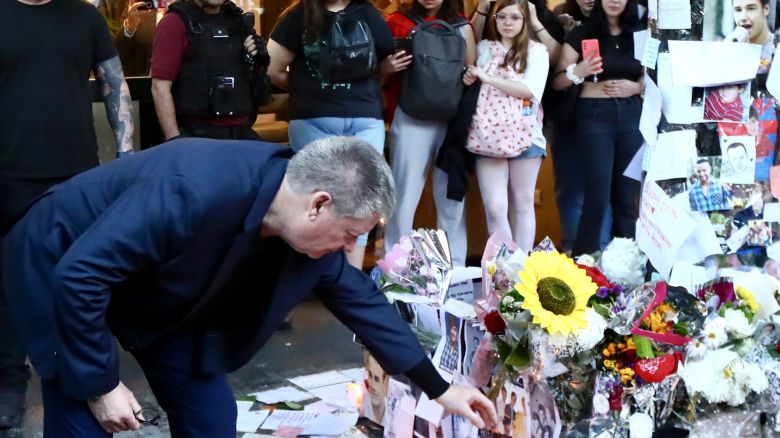 BUENOS AIRES, ARGENTINA - OCTOBER 18: Geoff Payne, father of Liam Payne, visits the memorial in tribute to former One Direction singer Liam Payne outside Casa Sur Hotel on October 18, 2024 in Buenos Aires, Argentina. According to the Buenos Aires police department, the 31-year-old artist fell from a third-floor balcony of the Casa Sur Hotel in Palermo on October 16th. (Photo by Marcos Brindicci/Getty Images)