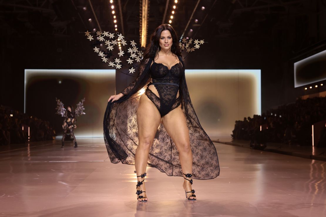 Ashley Graham walks the runway for the Victoria's Secret Fashion Show 2024.