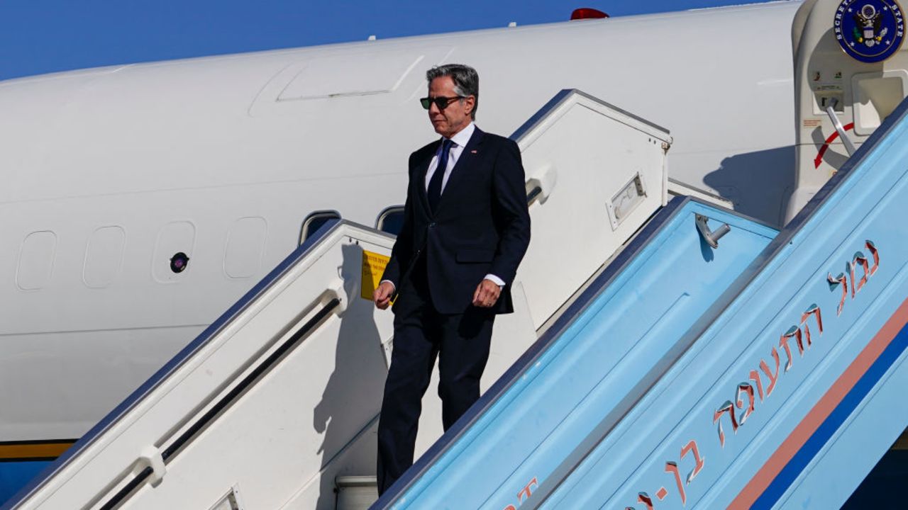 TOPSHOT - US Secretary of State Antony Blinken disembarks from his plane upon arrival at the Ben Gurion Airport in Tel Aviv on October 22, 2024. US Secretary of State Antony Blinken landed on October 22 in Israel in a renewed push for a Gaza ceasefire, an AFP reporter travelling with him said, days after Israeli forces killed Hamas leader Yahya Sinwar. (Photo by Nathan Howard / POOL / AFP) (Photo by NATHAN HOWARD/POOL/AFP via Getty Images)