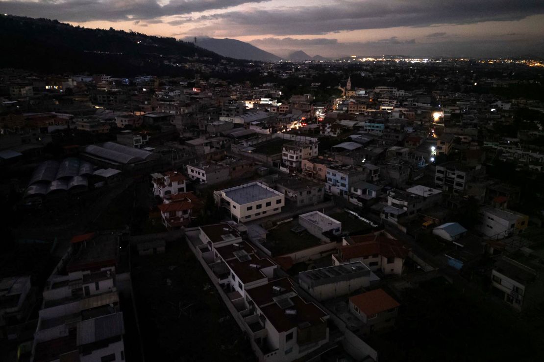 Quito, Ecuador, during a scheduled 14-hour blackout on October 25, 2024.