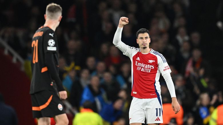 LONDON, ENGLAND - OCTOBER 22: Gabriel Martinelli of Arsenal celebrates his side's first goal, a own goal scored by Dmytro Riznyk of FC Shakhtar Donetsk (not pictured during the UEFA Champions League 2024/25 League Phase MD3 match between Arsenal FC and FC Shakhtar Donetsk at Emirates Stadium on October 22, 2024 in London, England. (Photo by Justin Setterfield/Getty Images)