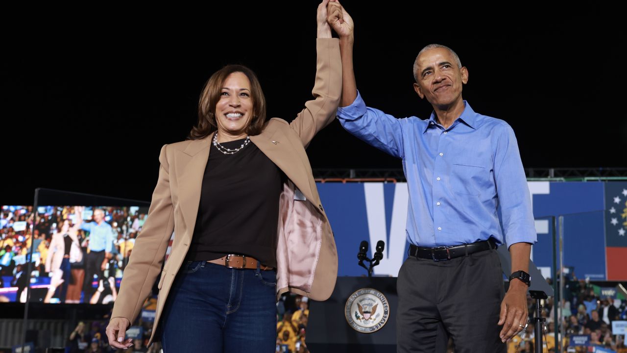 CLARKSTON, GEORGIA - OCTOBER 24: Democratic presidential nominee, U.S. Vice President Kamala Harris, campaigns with former President Barack Obama at the James R Hallford Stadium on October 24, 2024 in Clarkston, Georgia. Harris and Republican presidential nominee, former U.S. President Donald Trump, continue campaigning in battleground swing states before the November 5 election. (Photo by Joe Raedle/Getty Images)