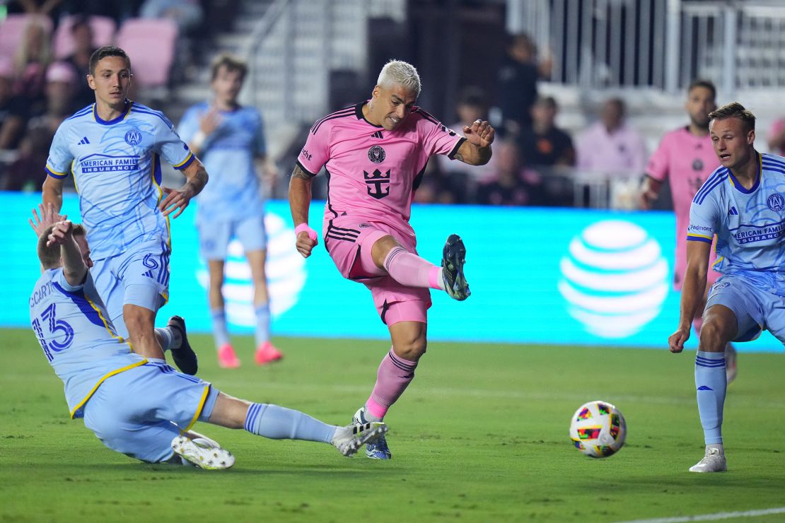 Suárez opens the scoring for Miami against Atlanta United.