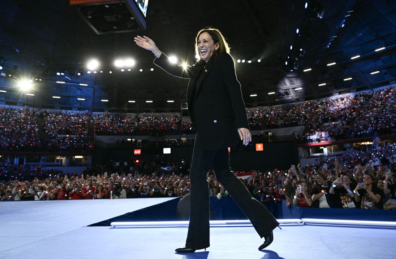 Vice President Kamala Harris arrives at a campaign rally in Madison, Wisconsin on October 30.