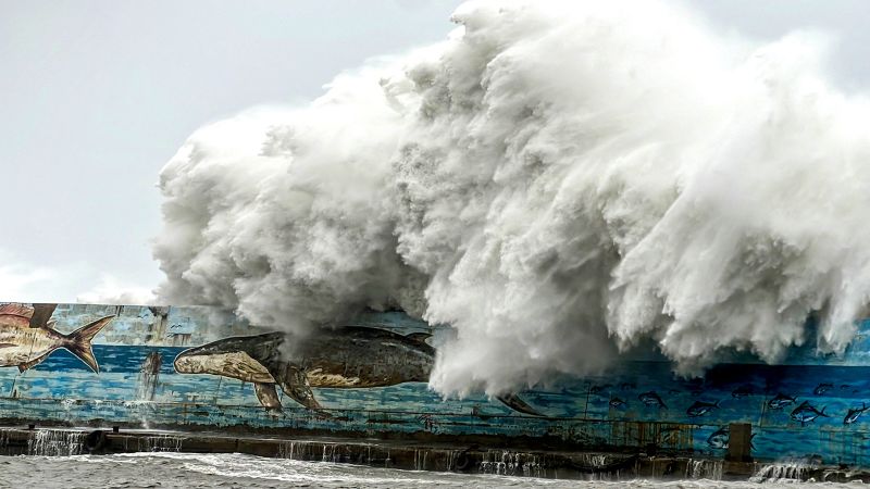 Typhoon Kong-rey: Taiwan's Largest Storm Since 1996