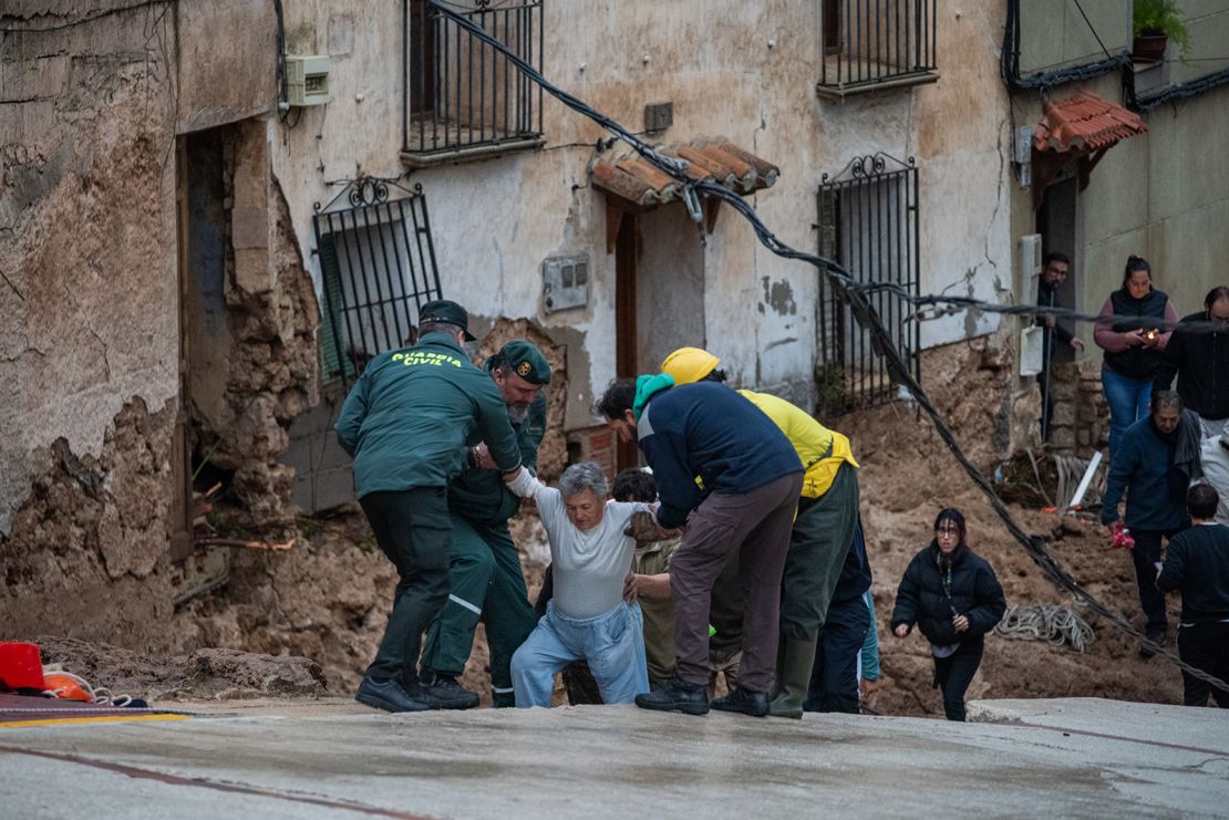 Several emergency workers help in the rescue work, on 29 October, 2024 in Letur, Albacete, Castile-La Mancha, Spain.