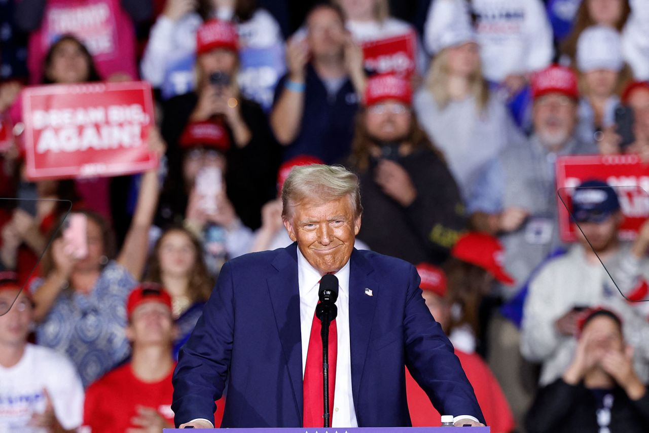 Former President Donald Trump speaks during a campaign rally in Grand Rapids, Michigan on Tuesday, November 5.