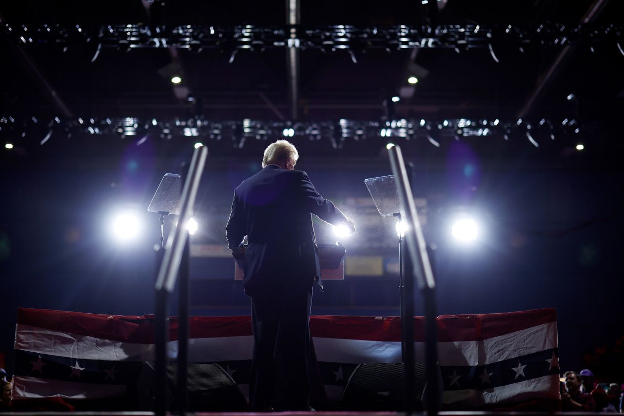 Donald Trump speaks at a campaign rally November 2 in Gastonia, North Carolina.