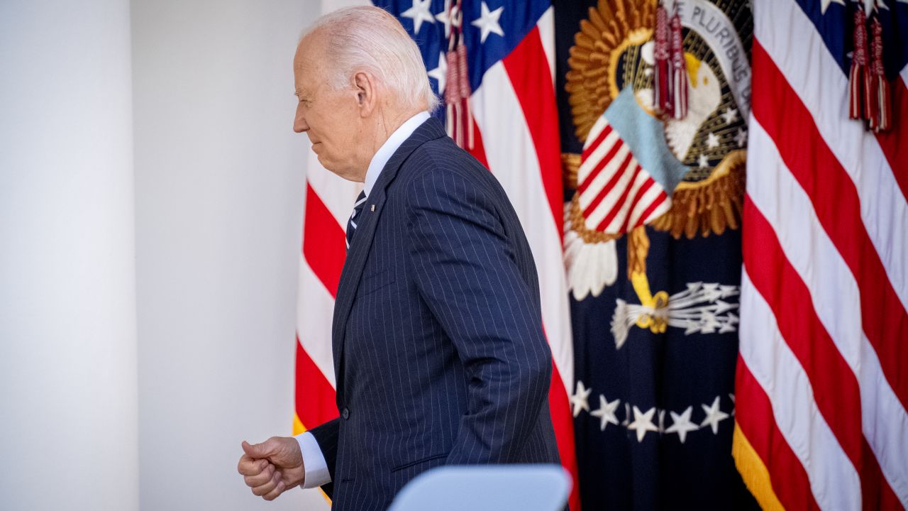 WASHINGTON, DC - NOVEMBER 07: U.S. President Joe Biden departs after speaking about the results of the 2024 election in the Rose Garden on November 07, 2024 in Washington, DC. Former President Donald Trump defeated Democratic candidate Vice President Kamala Harris. Biden pledged to work with the Trump team to ensure a smooth transition and invited the former President for an Oval Office meeting. (Photo by Andrew Harnik/Getty Images)