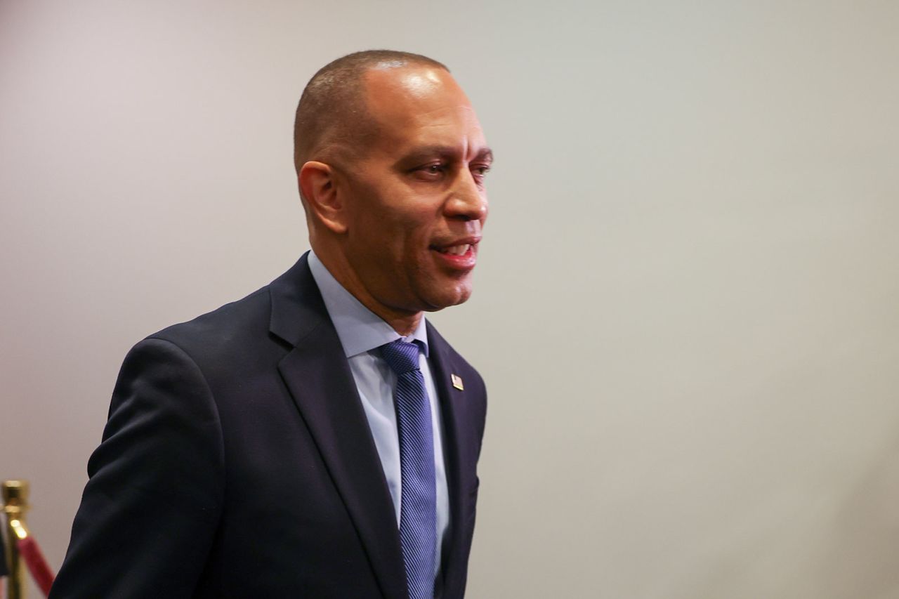 House Minority Leader Hakeem Jeffries heads to a closed door meeting at Capitol Hill on Wednesday, November 13.