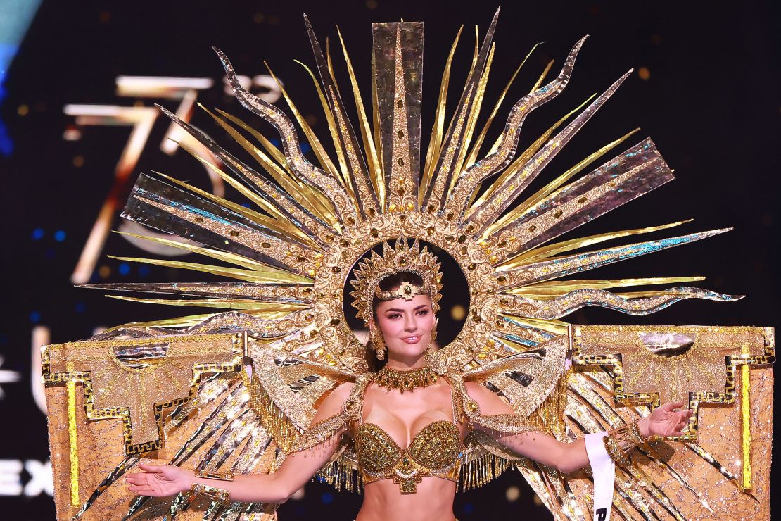 Miss Peru, Tatiana Calmell, channeled the Incan sun god, Inti.