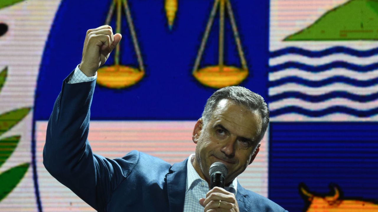 Uruguay's presidential candidate for the Frente Amplio party, Yamandu Orsi, gestures during his campaign closing rally in Las Piedras, Canelones Department, Uruguay, on November 20, 2024. Alvaro Delgado of outgoing President Luis Lacalle Pou's ruling coalition and Yamandu Orsi of the left-wing Frente Amplio party will go head-to-head in the November 24 election run-off. (Photo by DANTE FERNANDEZ / AFP) (Photo by DANTE FERNANDEZ/AFP via Getty Images)