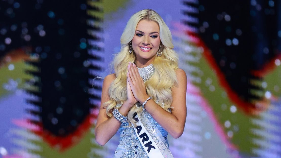 Theilvig participe au concours Miss Univers à l'Arena Ciudad de Mexico à Mexico le 16 novembre 2024.