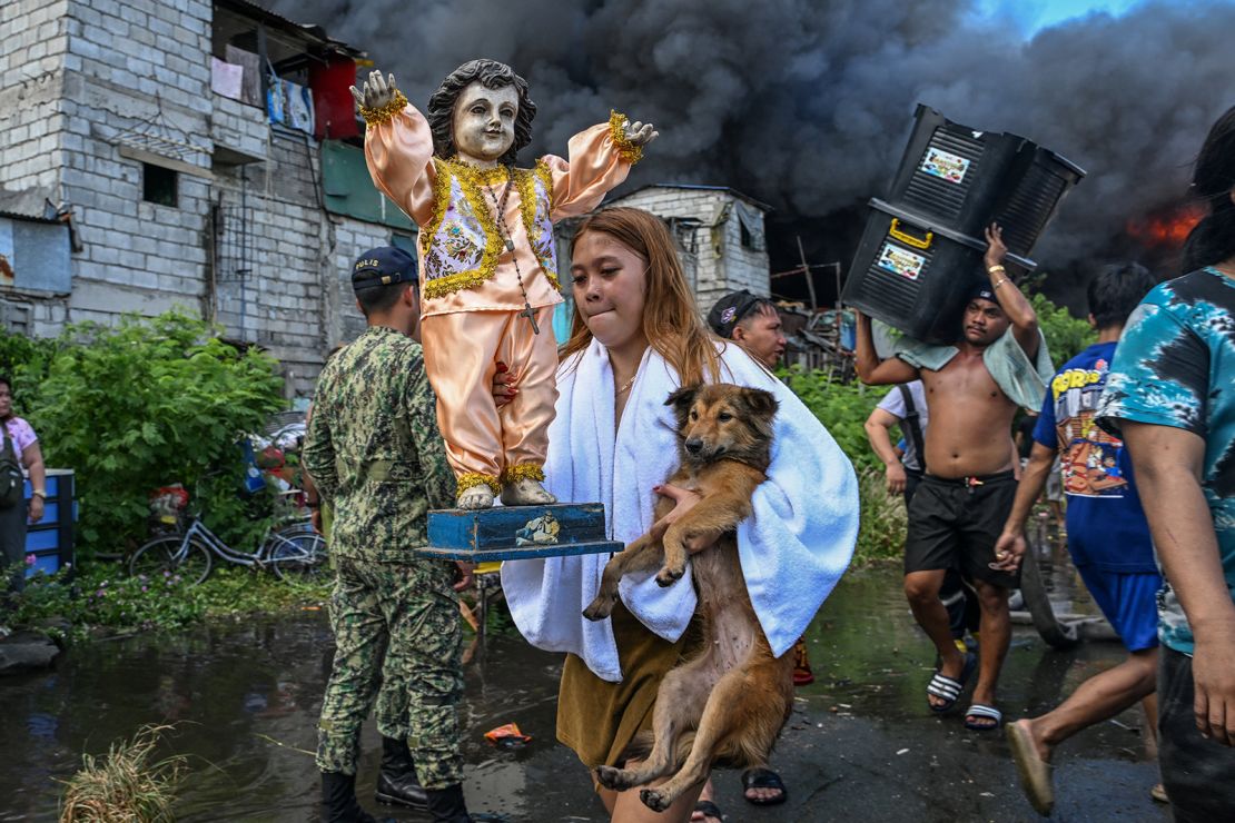 Massive Fire Displaces 2,000 Families in Tondo, Manila