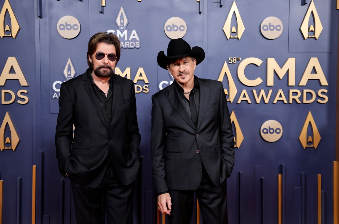 W środę Ronnie Dunn i Kix Brooks z Brooks & Dunn biorą udział w ceremonii rozdania nagród CMA.