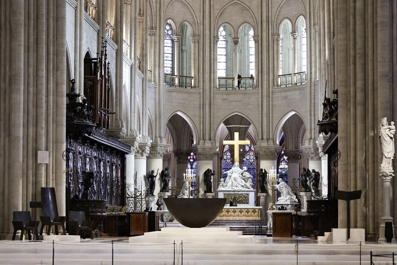 This photograph shows the altar designed by French artist and designer Guillaume Bardet in Notre Dame cathedral.