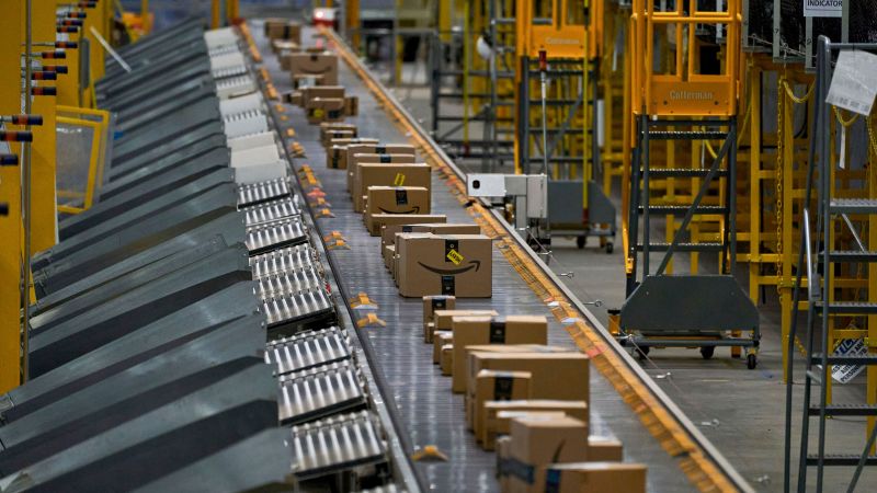 Вижте всички теми Връзка копирана Следвайте Amazon не отговори веднага