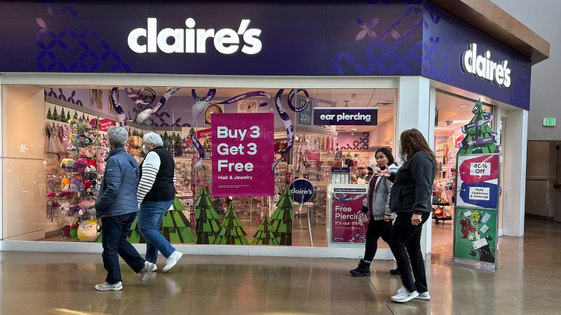 Claire’s, a mall staple for tweens, files for bankruptcy — again | CNN Business