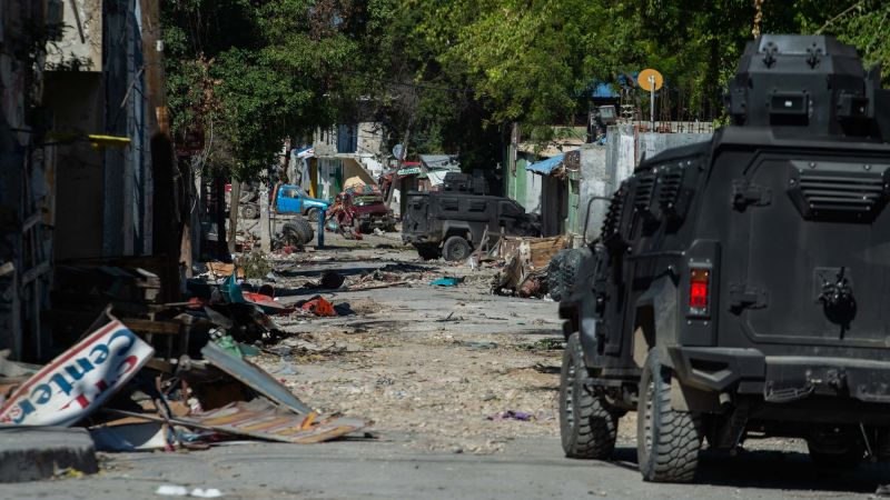 Guatemalan and Salvadorian forces arrive in Haiti to join fight against violent gangs