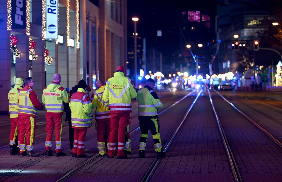 Emergency services in front of the Christmas market in Magdeburg. 