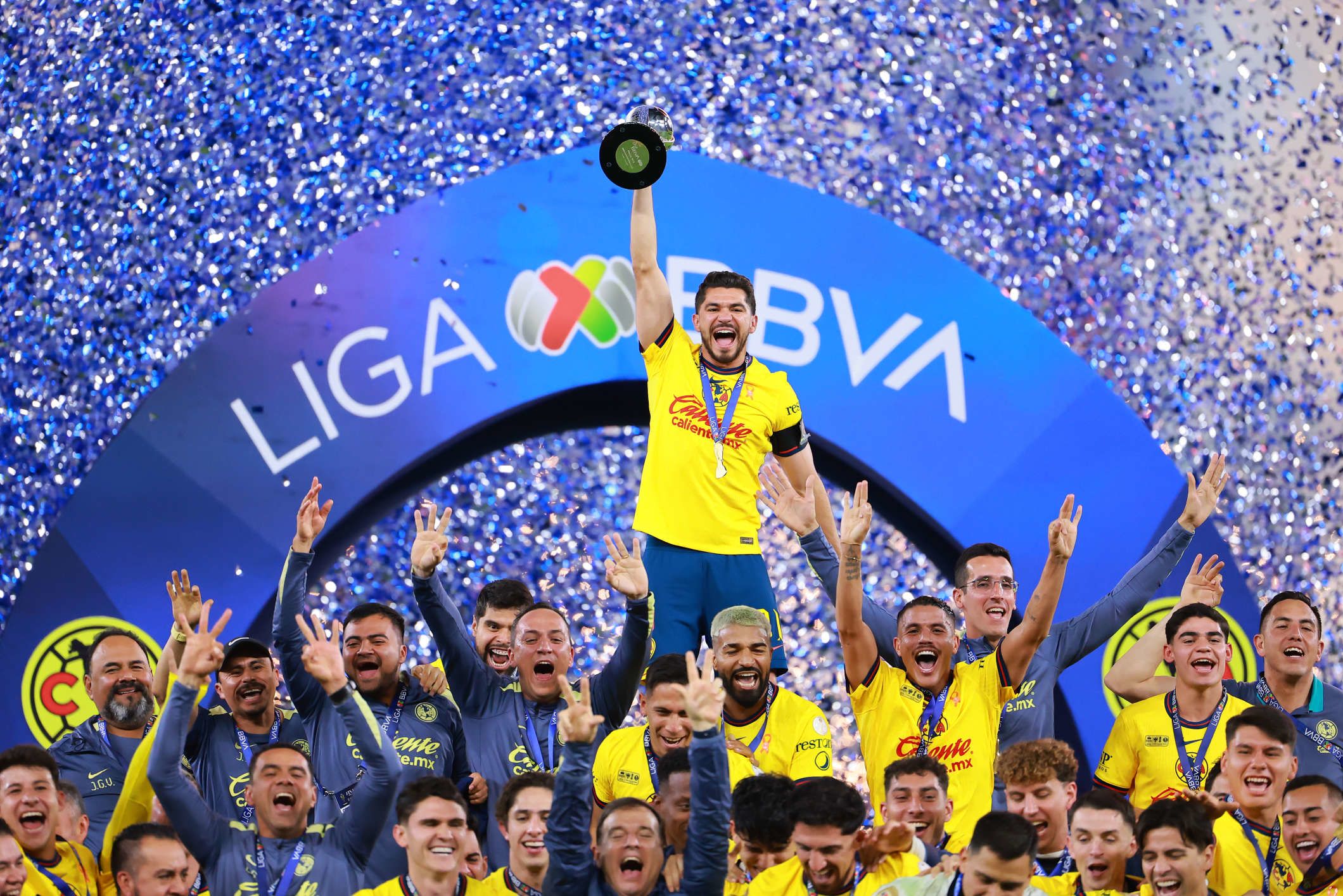 La fiesta del Club América, tricampeón de la Liga MX