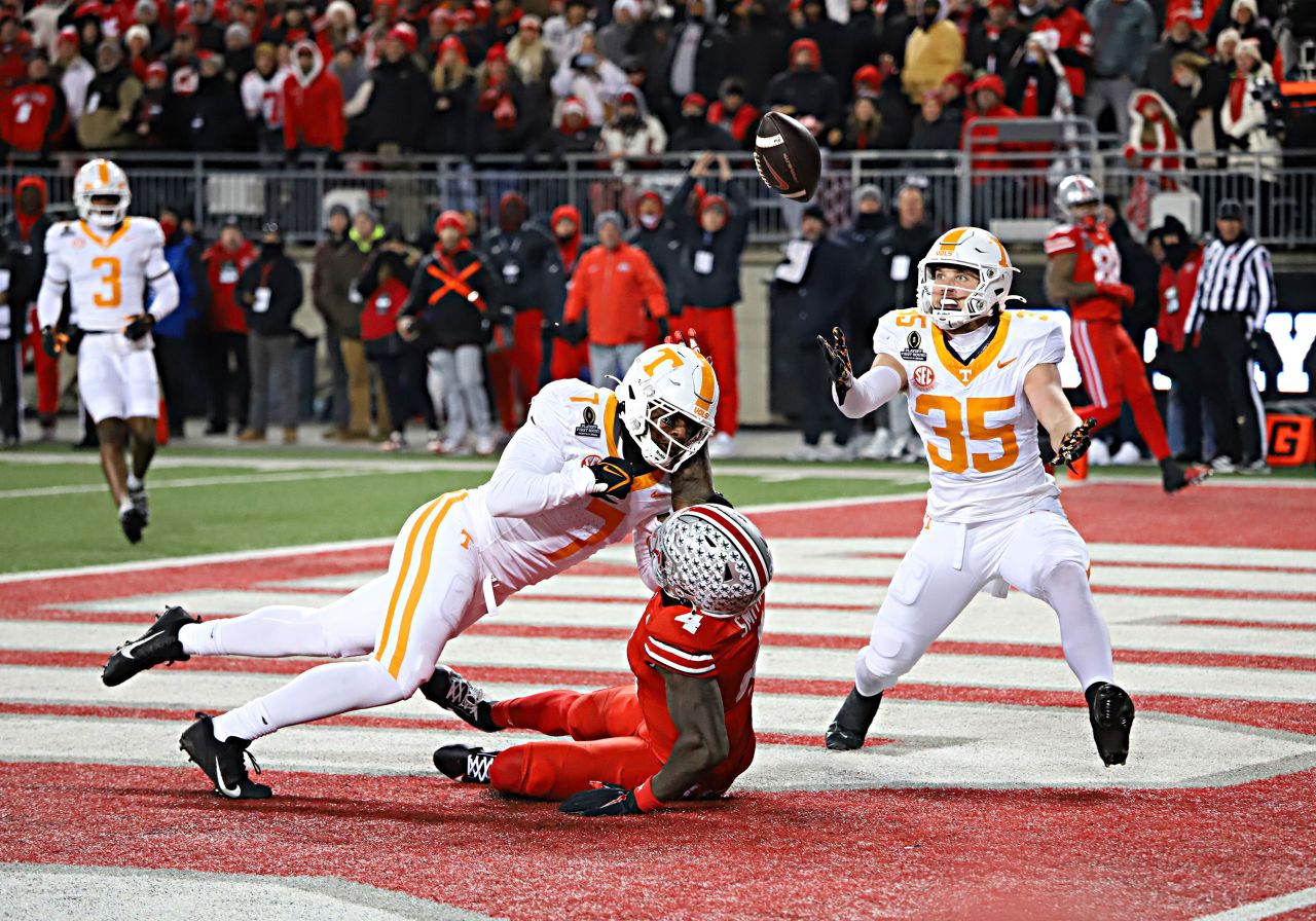 Tennessee Volunteers defensive back Will Brooks intercepts a tipped pass in the endzone.