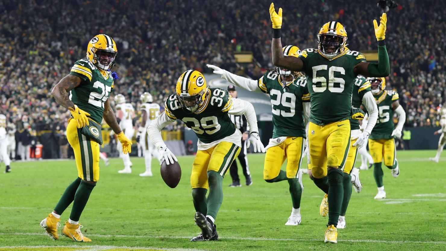 packers-demolish-saints-to-secure-playoff-berth-with-seasons-first-shutout