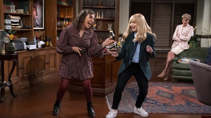 Mayim Bialik reunites on screen with ‘Big Bang Theory’ co-star Melissa Rauch on ‘Night Court’