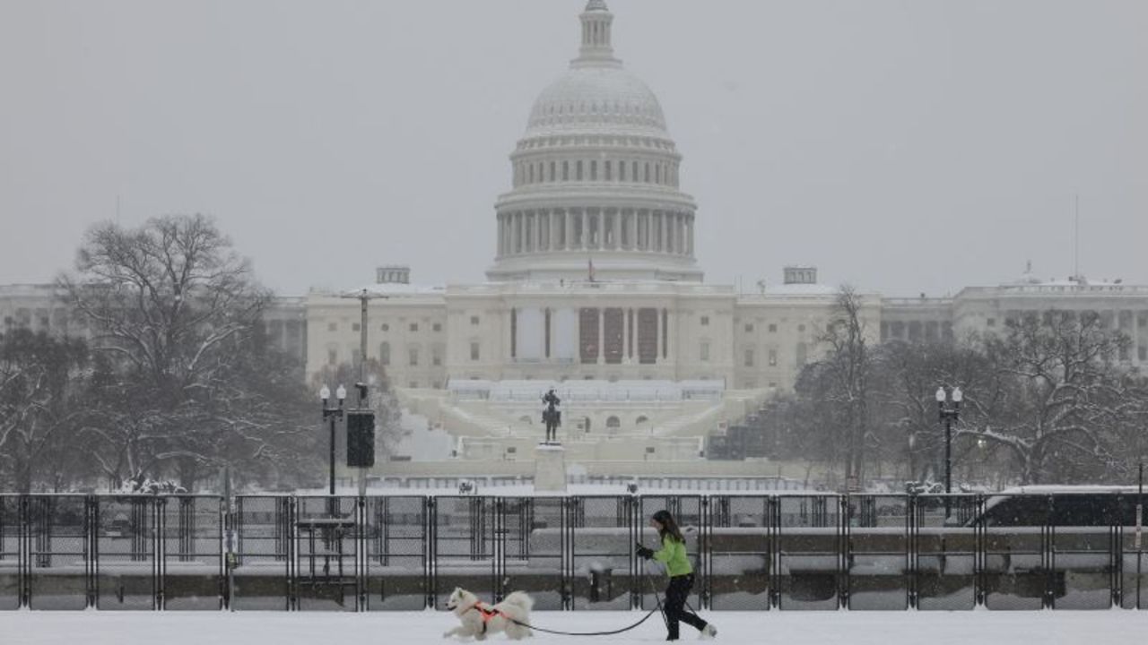 gettyimages-2192130879-20250117192217336.jpg