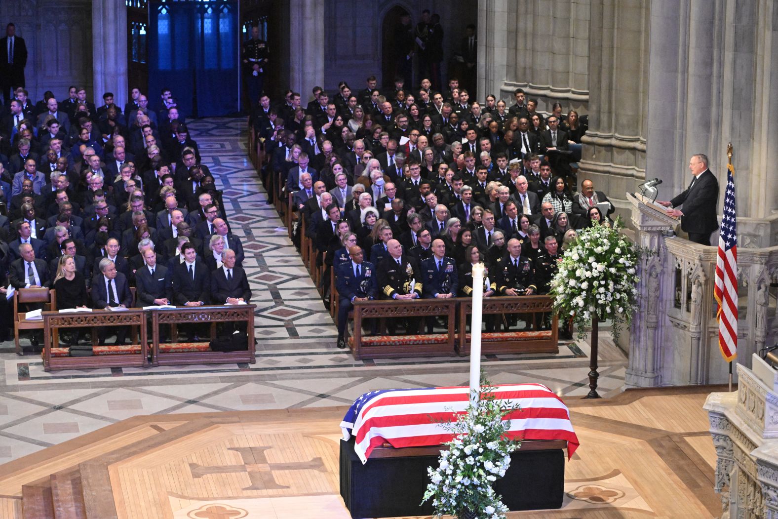 Ted Mondale, son of former Vice President Walter Mondale, speaks at the funeral. <a href="index.php?page=&url=https%3A%2F%2Fwww.cnn.com%2Fpolitics%2Flive-news%2Fjimmy-carter-funeral-01-09-25%23cm5phomrf00143b5vtflw6uju">He read a letter written by his father</a>, who died in 2021. “I was surprised when then-candidate Carter asked me to join him as his running mate in 1976,” Walter Mondale wrote in the 2015 letter. “He amazed me then as he has every year since.”