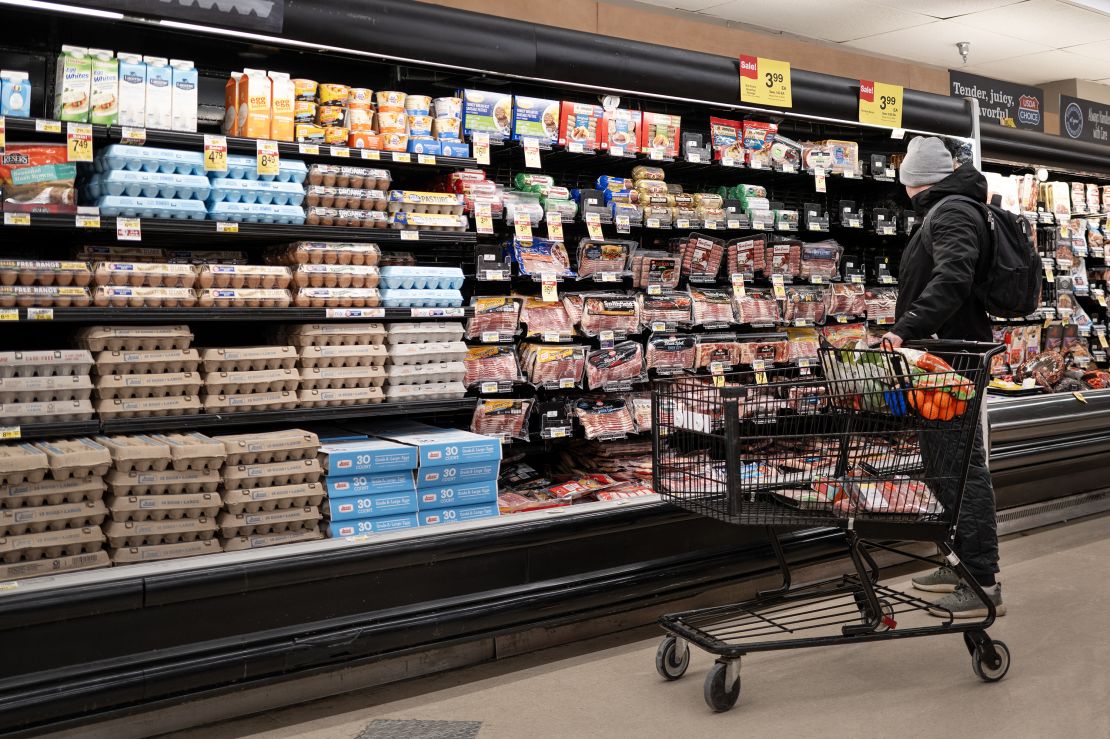 Customers shop for food at a grocery store on January 15, 2025 in Chicago.