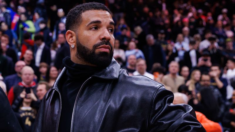 DRAKE'S 新品未使用　MICHAEL J. DRAKE Did Drake Buy Michael Jackson's Crystal-Studded White Glove?