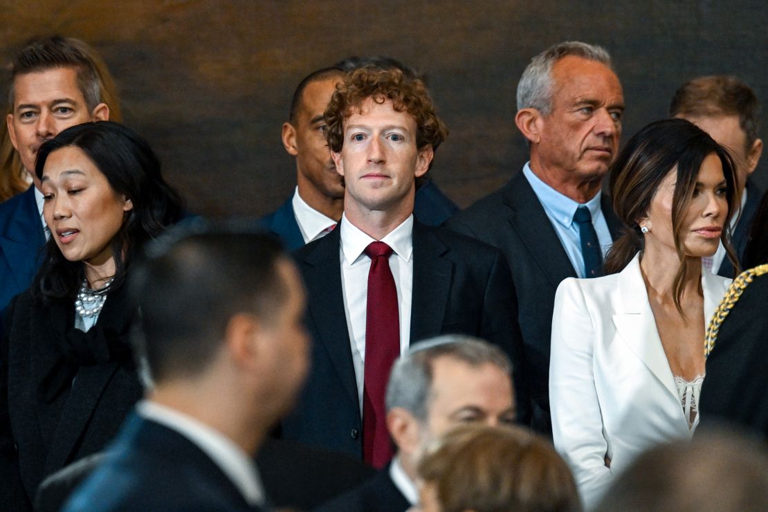 Meta-CEO Mark Zuckerberg arriveert voor de inauguratie van Donald Trump in de US Capitol Rotunda op 20 januari in Washington, DC.