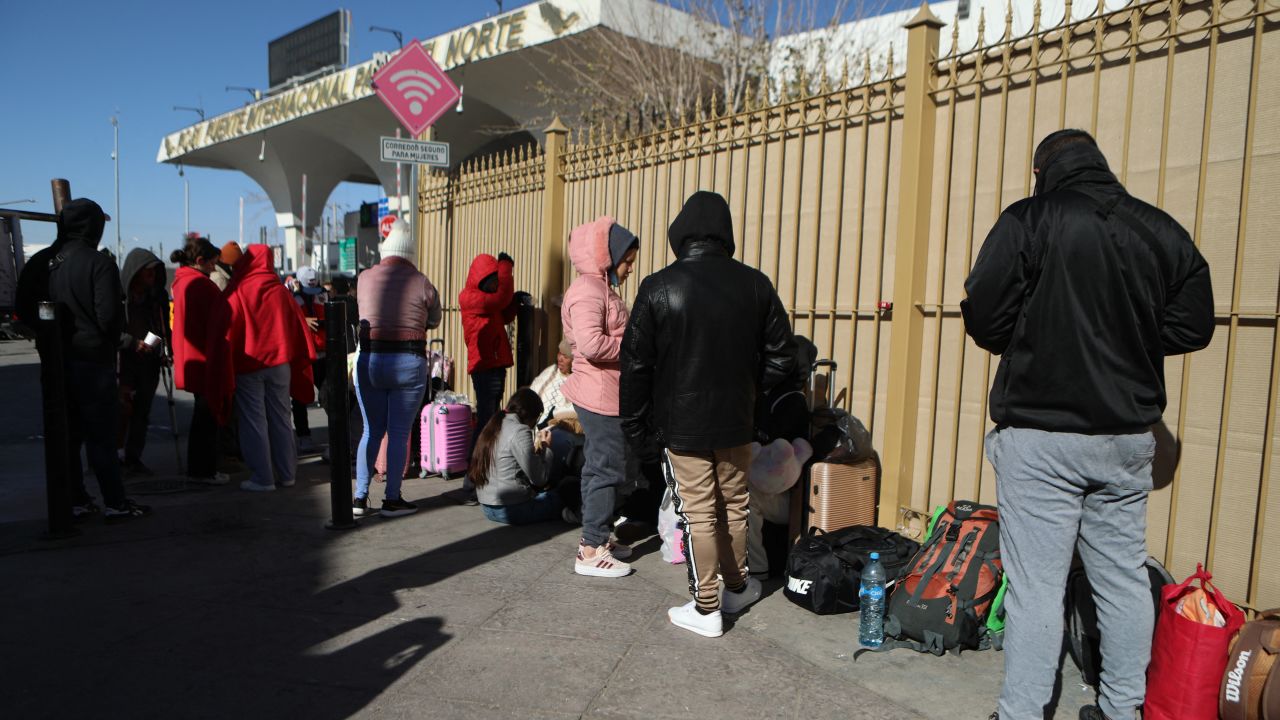 Migrants remain stranded in Mexico after the cancellation of their CBP One appointment through the Paso del Norte international bridge to El Paso, Texas, United States, from Ciudad Juarez, Chihuahua state, Mexico on January 20, 2025. Minutes after his inauguration, US President Donald Trump said that he will issue a raft of executive orders aimed at reshaping citizenship and immigration issues stating that he will declare "a national emergency at our southern border" and that "all illegal entry will immediately be halted". (Photo by HERIKA MARTINEZ / AFP) (Photo by HERIKA MARTINEZ/AFP via Getty Images)