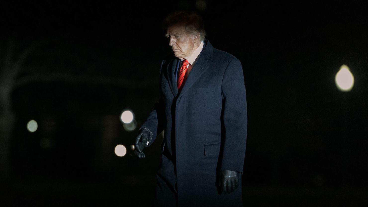 Trump's grant gambit threatens to wreck the goldilocks economy he inherited | CNN Business