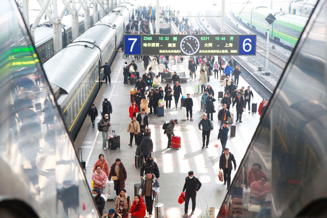 Tourists return to Nanjing Railway Station in Nanjing, East China's Jiangsu province, as the Lunar New Year holiday draws to a close, on February 3, 2025.