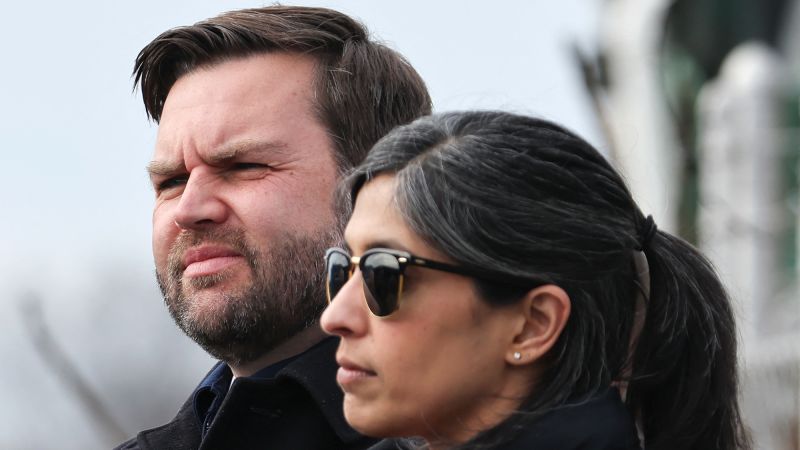 Вицепрезидентът на САЩ Дж Премиерът на Дания Мет Фредериксен във