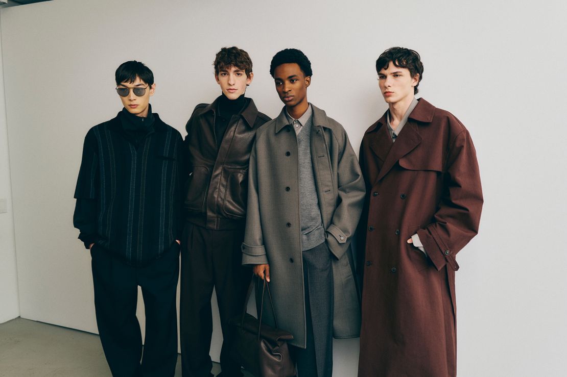 Leoni's menswear and womenswear collection explored quintessential New York archetypes, per Calvin Klein's show notes, from college students and taxi drivers to American beauties.