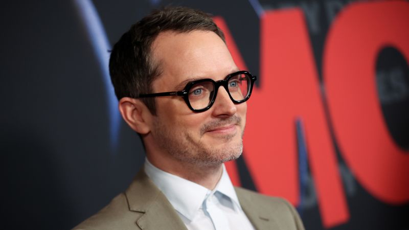 Elijah Wood returned to the set of ‘The Lord of the Rings’ and ended up crashing a wedding Elijah Wood returned to the set of ‘The Lord of the Rings’ and ended up crashing a wedding