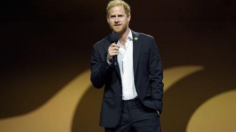 VANCOUVER, CANADA - FEBRUARY 16: Prince Harry, The Duke of Sussex, Founder and Patron of the Invictus Games Foundation delivers remarks at the Closing Ceremonies of the Invictus Games Vancouver Whistler 2025 on February 16, 2025. at Rogers Arena in Vancouver, Canada.  (Photo by Jeff Vinnick/Getty Images for Invictus Games Vancouver Whistler 2025)