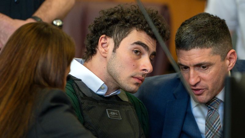 Luigi Mangione’s attorneys say prosecutors wrongfully obtained his medical records | CNN