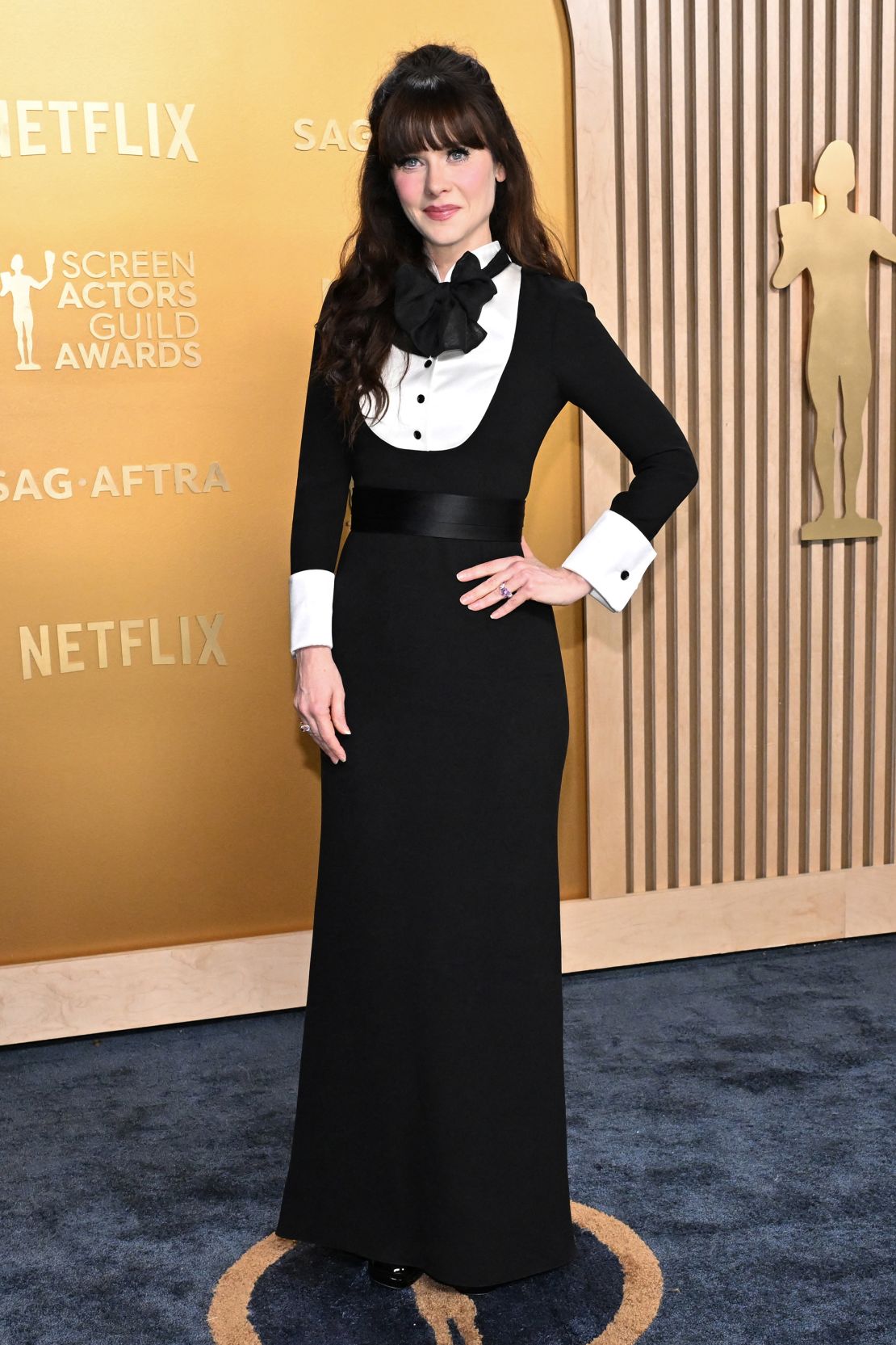 Zooey Deschanel put a fun, feminine spin on the tuxedo.