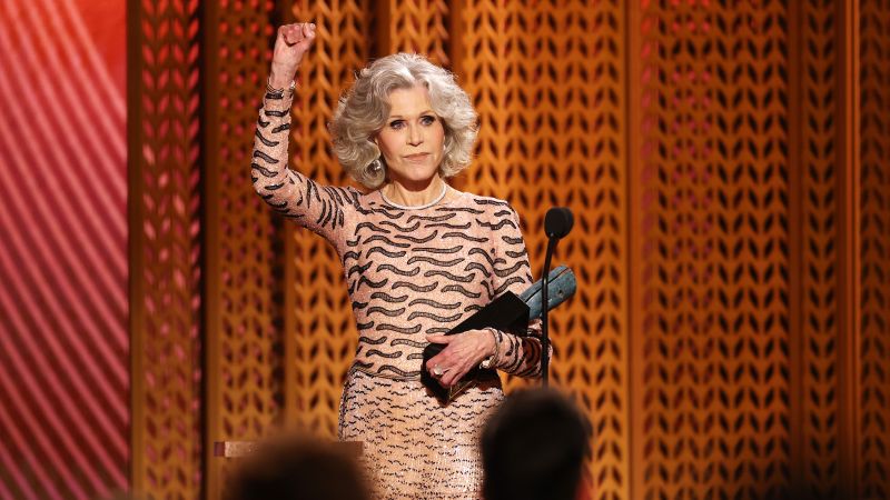 Jane Fonda gives politically-charged speech at SAG Awards: ‘Woke just means you give a damn about other people’ | CNN